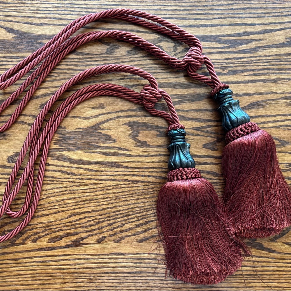 Beautiful Curtain Drapery Tassels Tie Back Decor Large Burgundy Rust Color